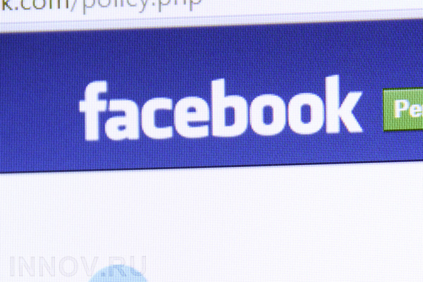 Facebook подсказывает пользователям, как начать разговор
