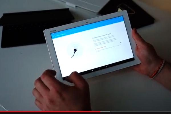 К планшету Xperia Z4 Tablet добавят клавиатуру