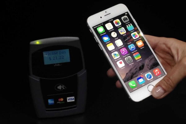 Apple продемонстрировала единую SIM-карту