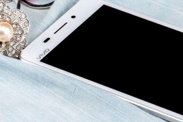 Vivo X5 Max самый тонкий в мире смартфон создали в Китае