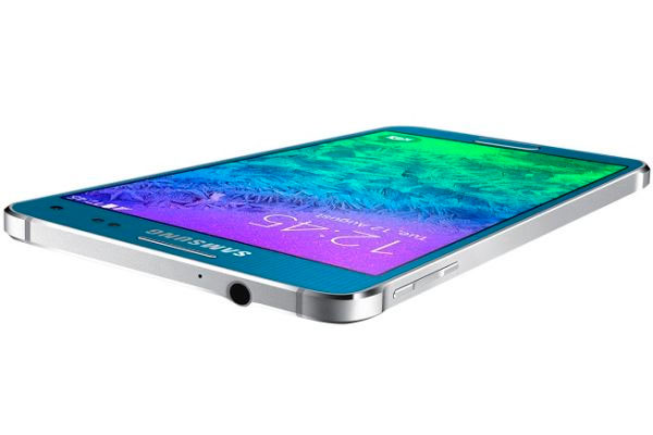 Samsung показал самые тонкие смартфоны Galaxy A5 и Galaxy A3