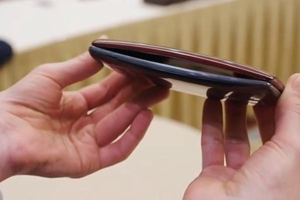 LG представила регенерирующий смартфон